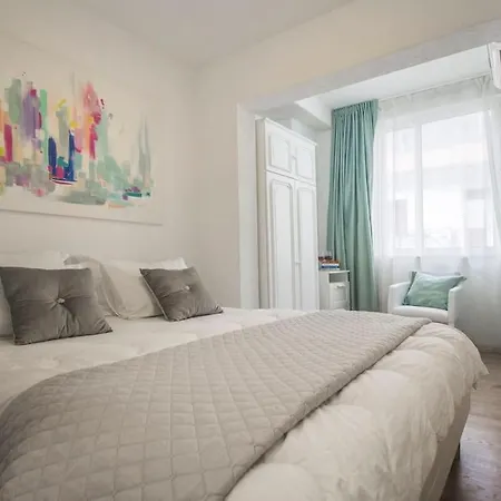 Apartment Luxury Near The Makarska