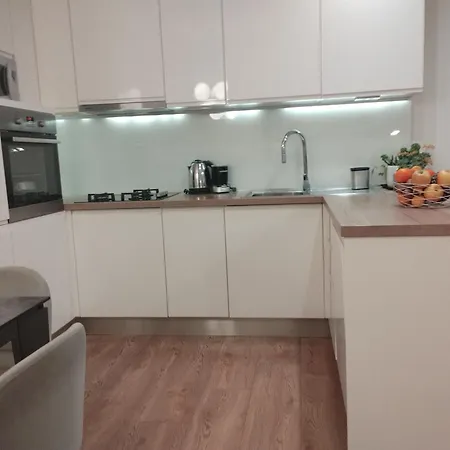 Apartment Luxury Near The Makarska